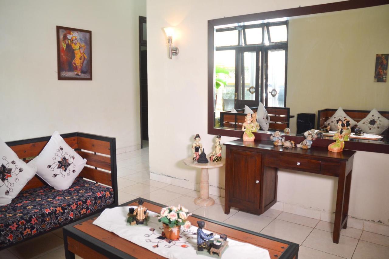 Roemah Canting Homestay Yogyakarta Dış mekan fotoğraf