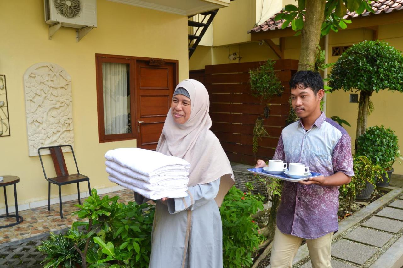 Roemah Canting Homestay Yogyakarta Dış mekan fotoğraf