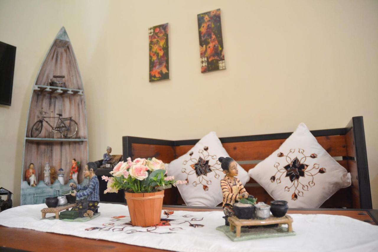 Roemah Canting Homestay Yogyakarta Dış mekan fotoğraf