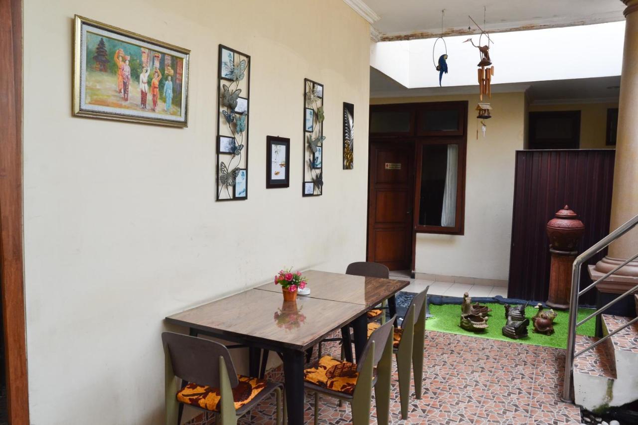 Roemah Canting Homestay Yogyakarta Dış mekan fotoğraf